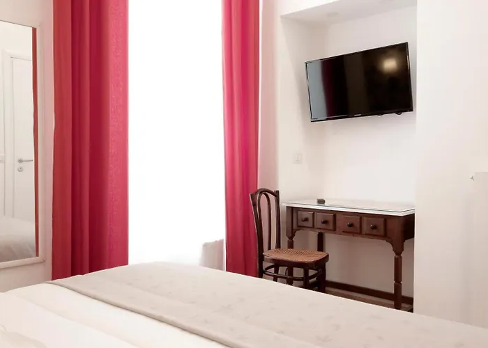 Domus Iuliae 4* רומא