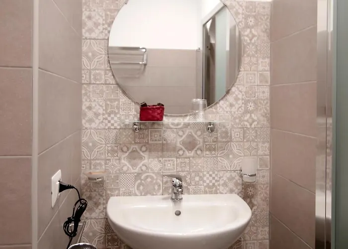 Domus Iuliae 4*